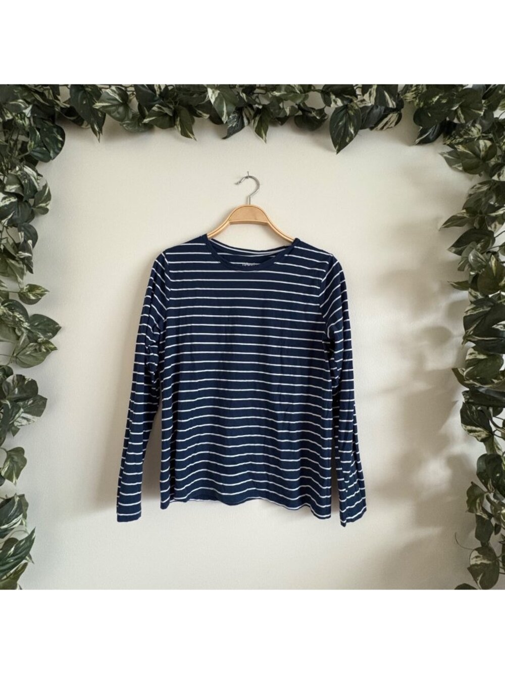 Time And Tru Long Sleeve Scoop Neck Shirt Stripe Navy White Women’s Size M